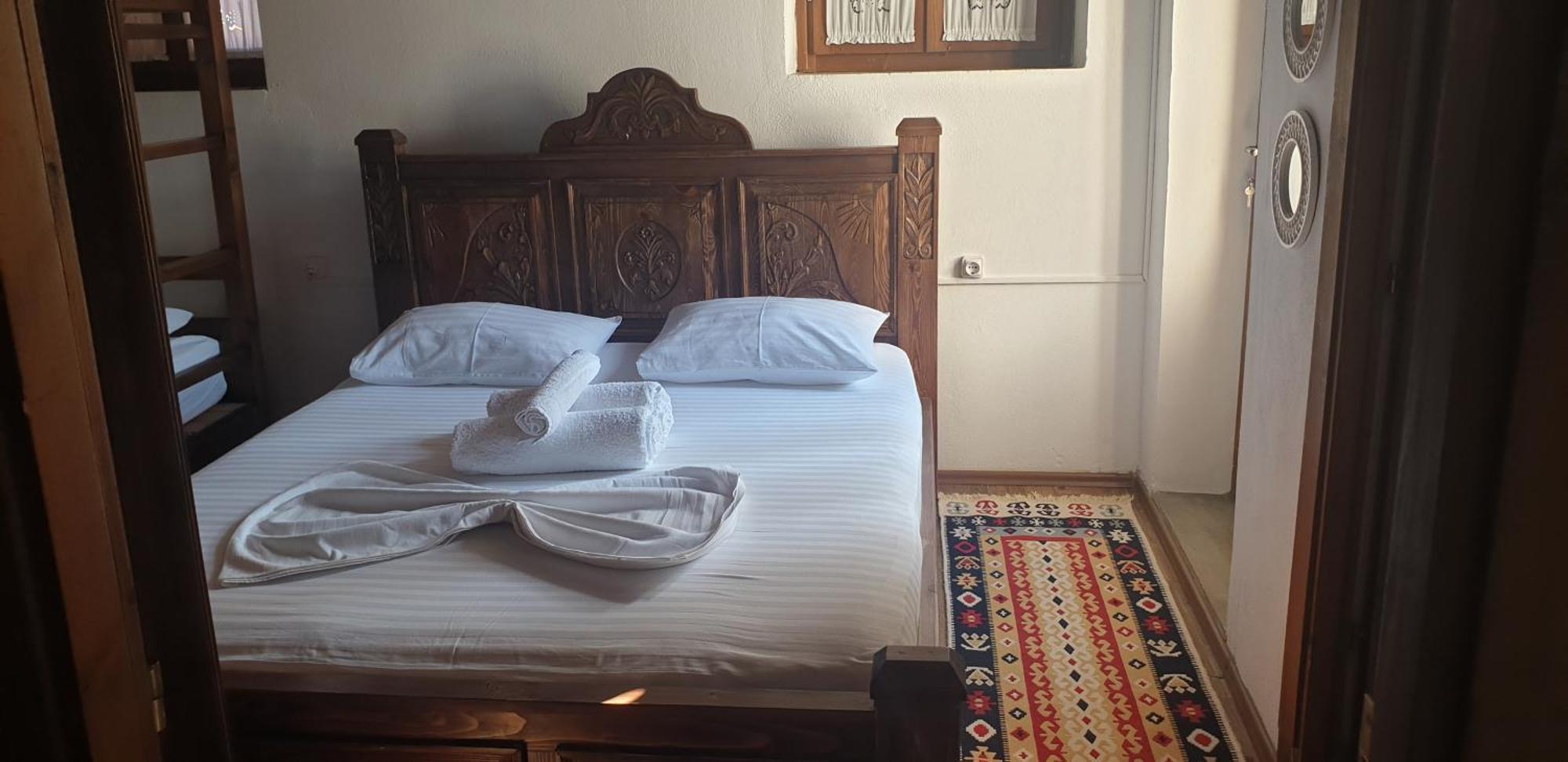Silver Hill Guesthouse Gjirokastër Стая снимка
