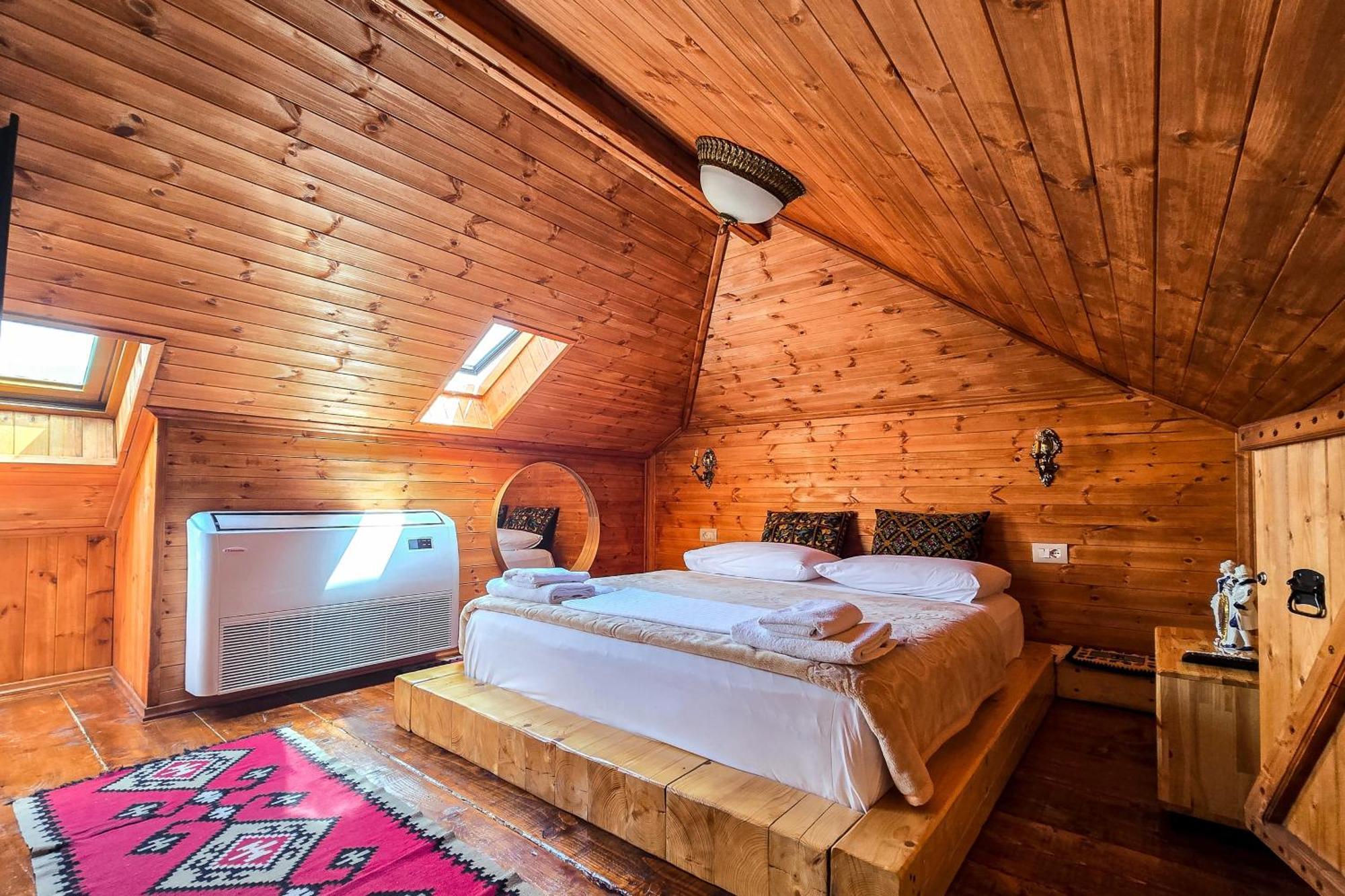 Silver Hill Guesthouse Gjirokastër Екстериор снимка