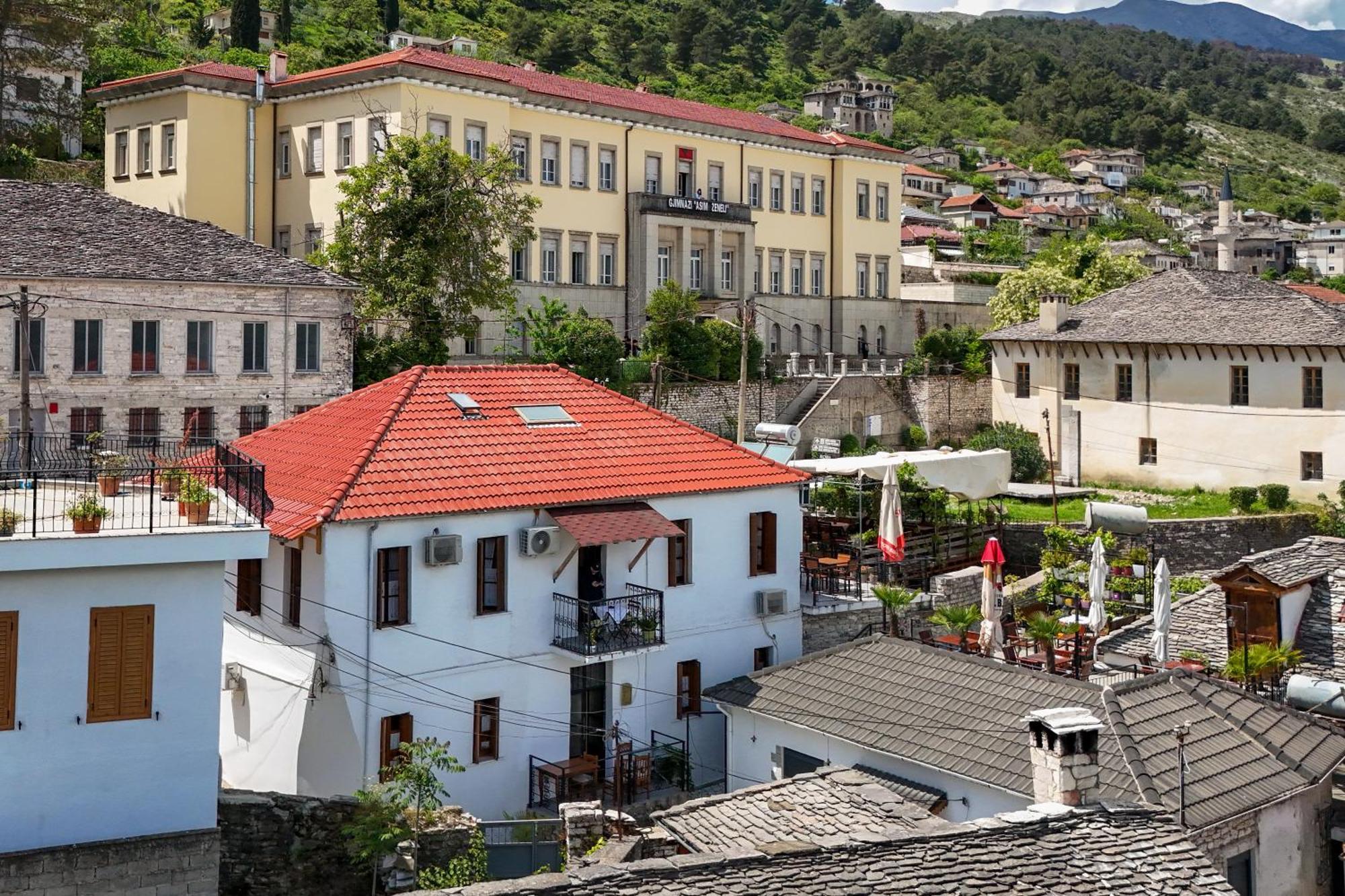 Silver Hill Guesthouse Gjirokastër Екстериор снимка